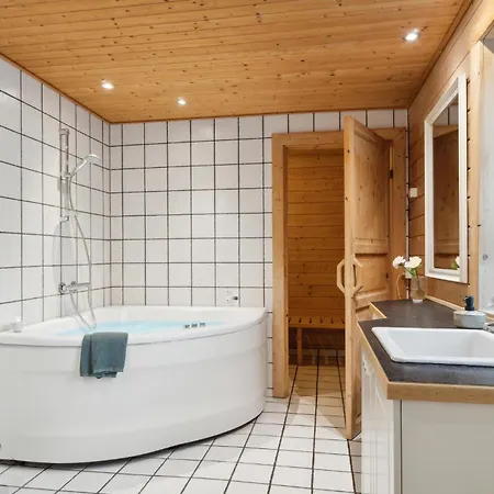 Дом отдыха Beautiful In With Sauna Калуннборг